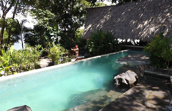 Jicaro Island Eco-lodge swimming pool