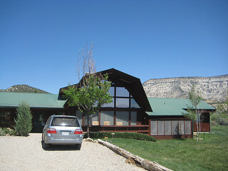 "High Lonesome Ranch Guest House"