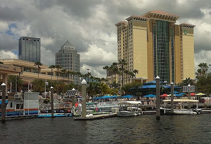 Hotels Near The Tampa Convention Center In Walking Distance