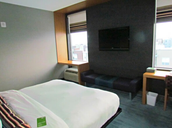 The Aloft Broomfield Denver features large, airy rooms.