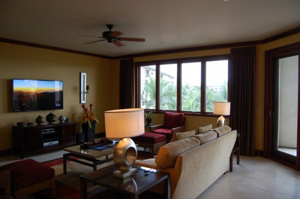 Wailea Beach Villa living room