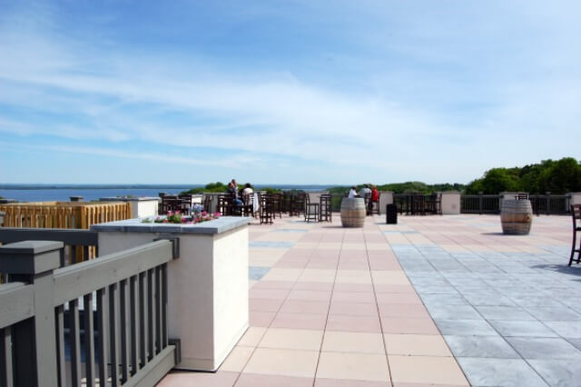 The tasting room patio at Chateau Chantal