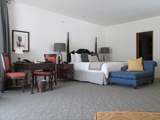 Ojai Valley Inn suite