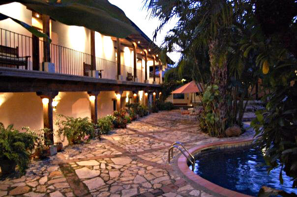 The pool at the Hotel Marina Copan