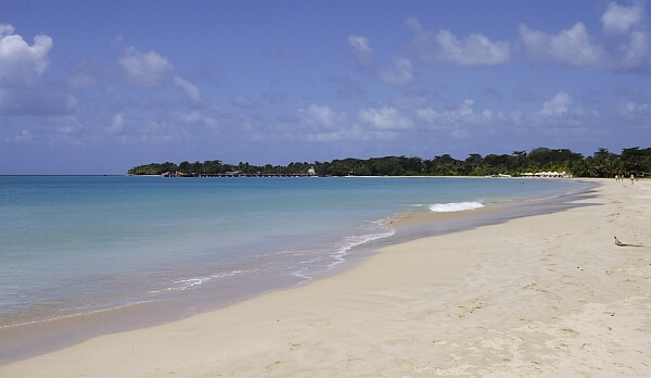 Arenas Beach Big Corn