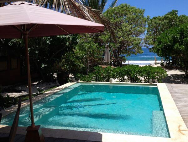 Hotel swimming pool Moorea, French Polynesia