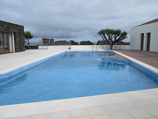 Ocean water pool with a view at Baia de Barca. photo by Nancy Brown.