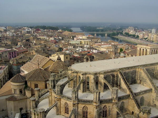 Tranquility in a Fortress-style Castle in Spain: Parador de Tortosa