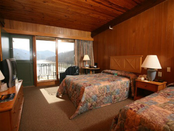 A room with a view of the lake.