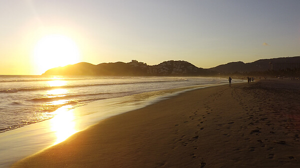 Acapulco Marques beach