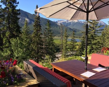 Juniper Hotel and Bistro, Banff: Great Views, Great Breakfasts