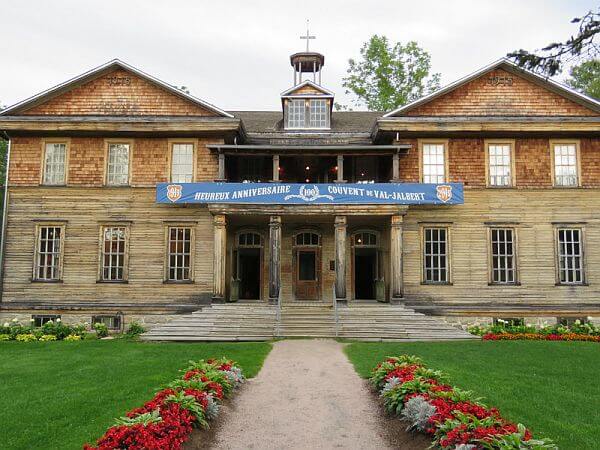 Outside historic school at Jal-Valbert