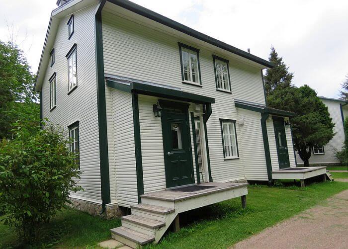 Guest room exterior