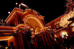 Tivoli's entrance at night