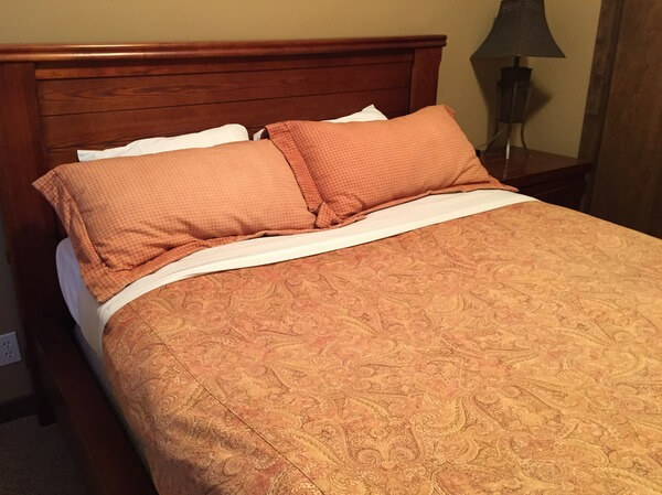 Bedroom, Glacier Mountaineer Lodge, Kicking Horse Resort, BC Canada