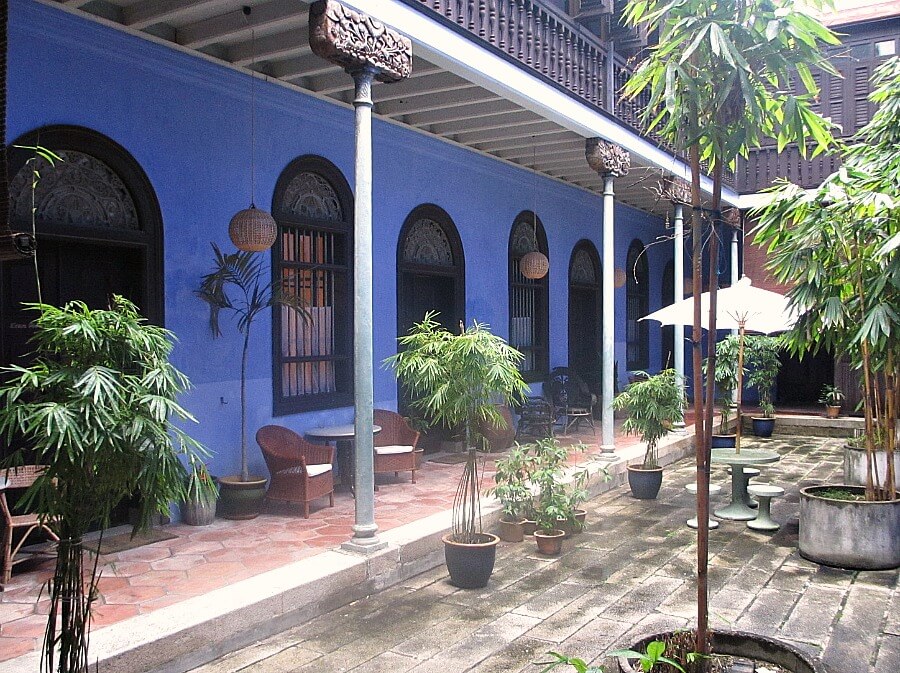 courtyard at blue mansion