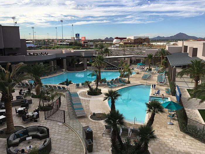 King Junior Suite Poolside room view