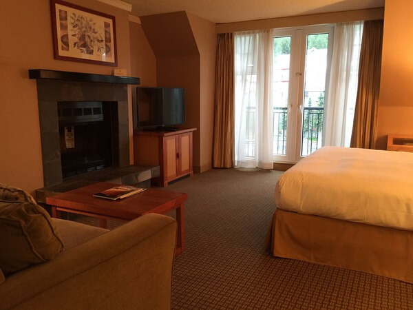 Guest room, Hilton Resort & Spa, Whistler, BC Canada