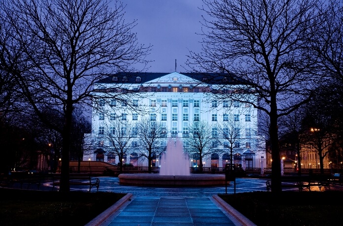 esplanade-zagreb-hotel-blue-by-night-1