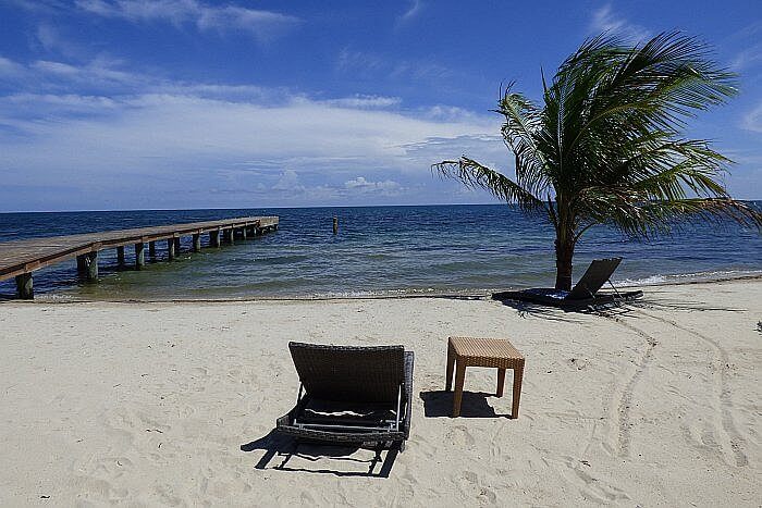 Placencia beach at Umaya