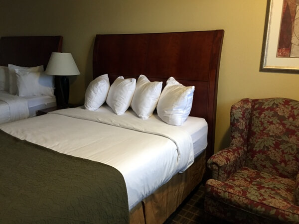 Quality Inn, Guest room, Gananoque, Ontario, Canada