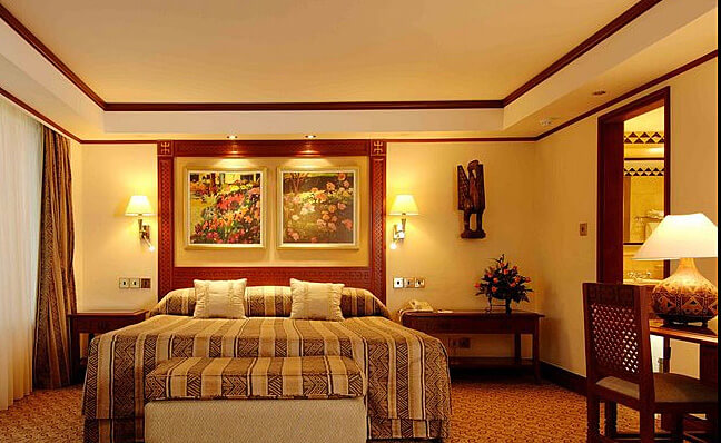 Guest Room (Photo courtesy of Nairobi Serena Hotel)