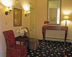 The second floor hall of the Tattingstone Inn has quiet places to sit and read. (Photo by Susan McKee)