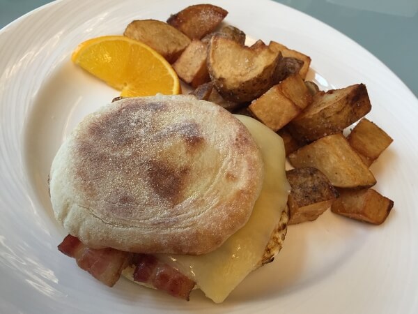 Breakfast, Retro Suites, Chatham, Ontario, Canada