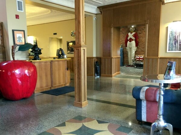 Lobby, Retro Suites, Chatham, Ontario, Canada