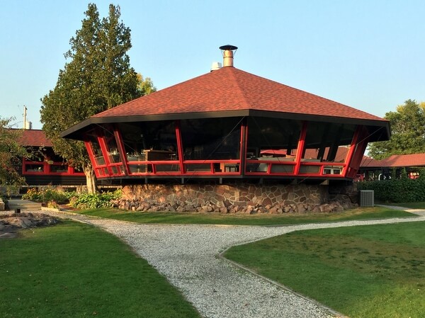 Lounge, Killarney Mountain Lodge, Killarney, Ontario, Canada