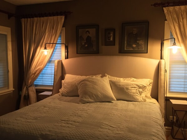 Guest room, The Resting Place at Coffin Ridge Winery, Grey County, Ontario, Canada