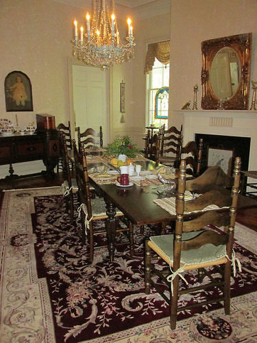 dining room, bloomsbury inn, camden, south carolina