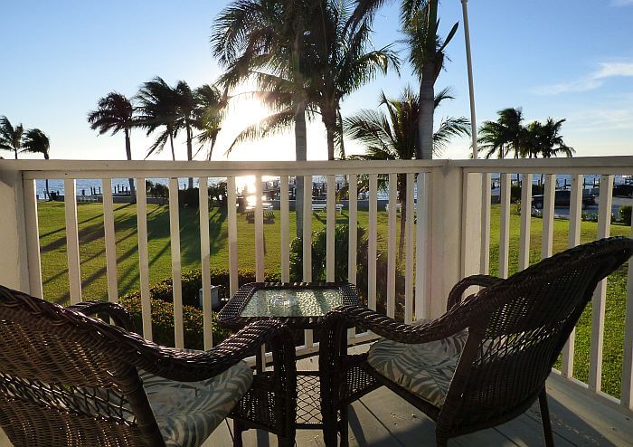 A Florida Gulf Coast View at Tarpon Lodge on Pine Island