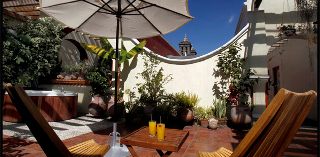 El Sueño Hotel upstairs patio