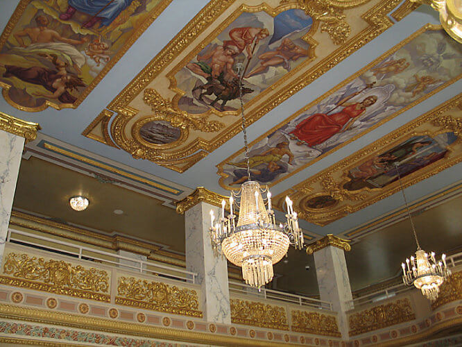 Lobby ceiling, French Lick Resort, Indiana (Photo by Susan McKee)