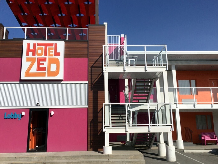 Hotel Zed: Colorful in Kelowna