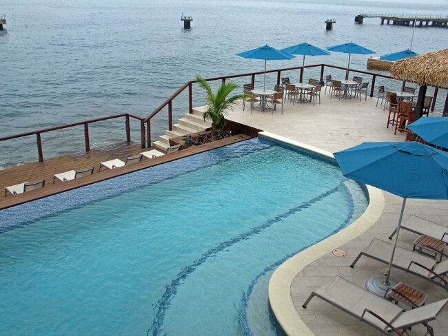 Pool, Fort Young Hotel, Roseau, Dominica (Photo by Susan McKee)