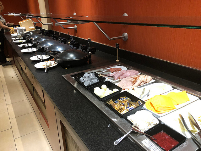 cane fire grille, breakfast buffet, miami airport marriott hotel