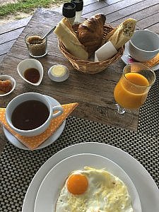 breakfast selections at Moorea Beach Lodge