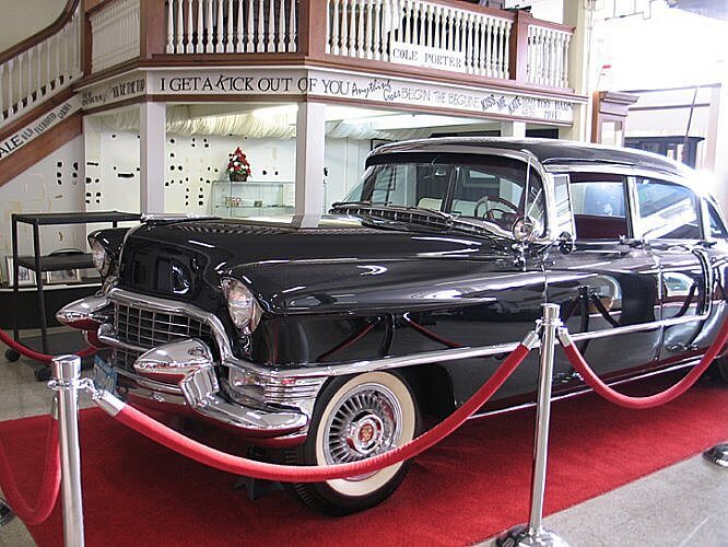 Cole Porter's Cadillac, Miami County Museum, Peru, Indiana