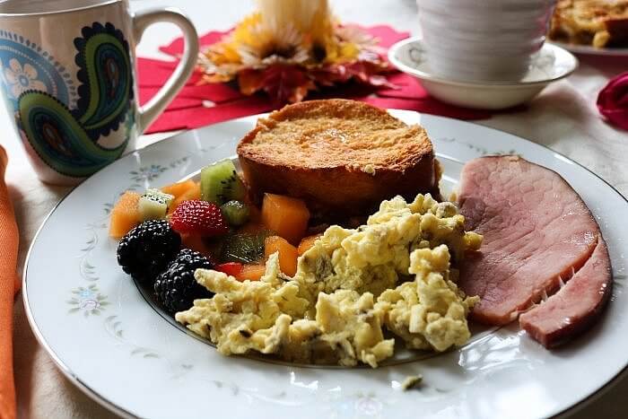 breakfast at Heritage House Inn B&B in historic Johnstown of 1889 Flood