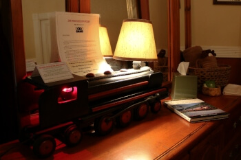 parlor in Heritage House Inn B&B in historic Johnstown of 1889 Flood