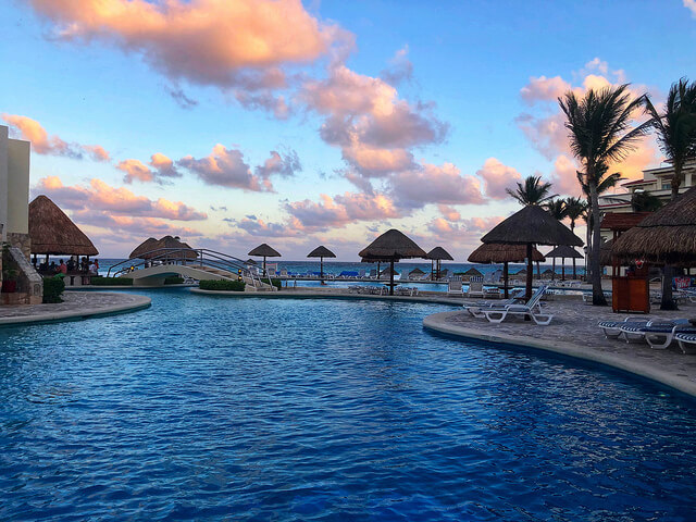 swimming pool grand park royal luxury cancun