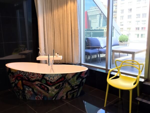 Suite bathtub, Le Mount Stephen Hotel, Montreal Quebec Canada 