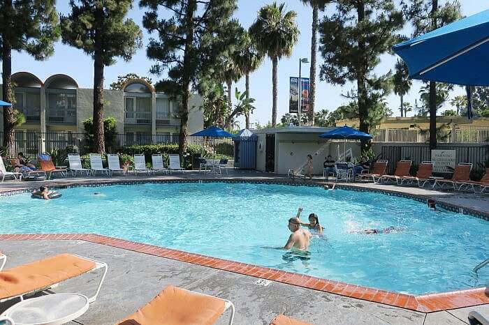 HOJO Anaheim Garden Pool