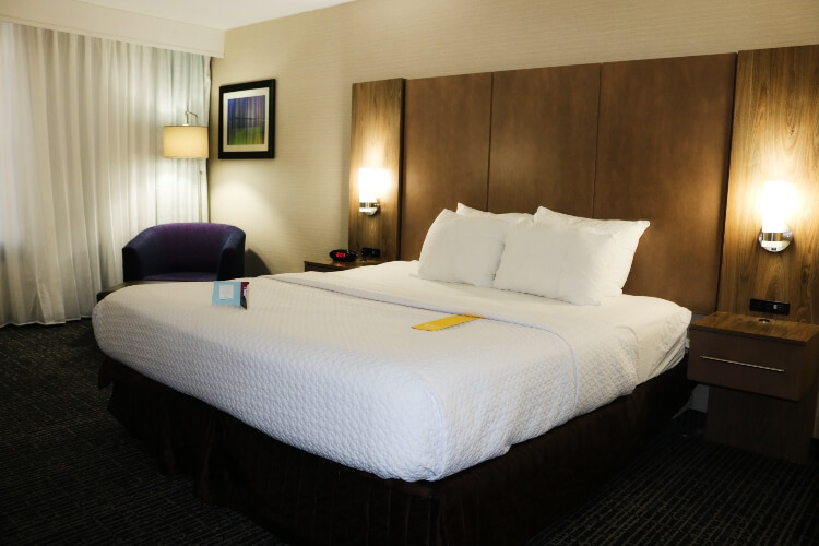 Crowne Plaza king bed guest room