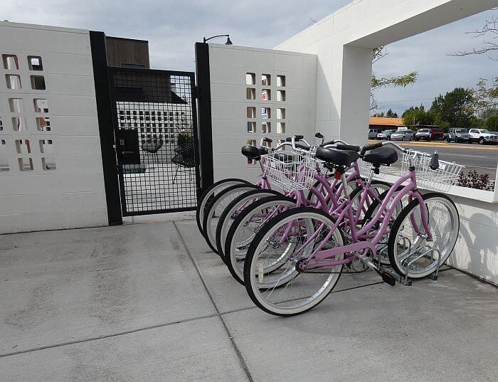 cruiser bikes to borrow at Bozeman's RSVP Motel