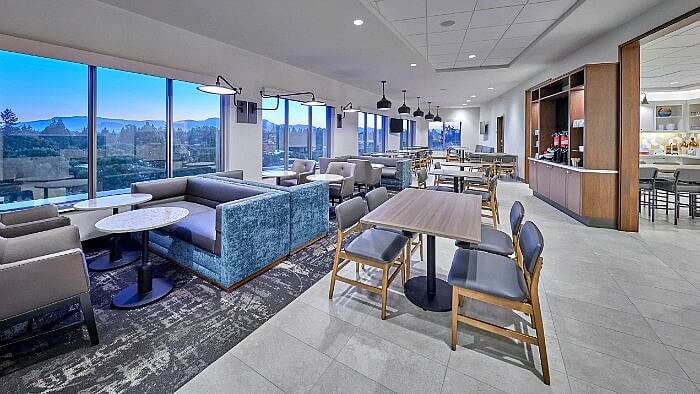 Breakfast area at the Hyatt Place Eugene Oakway Center Oregon.