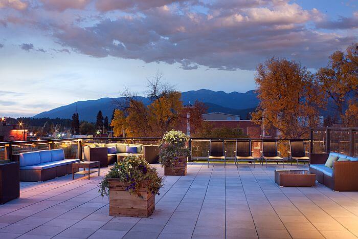 Whitefish hotel roof deck with hot tub