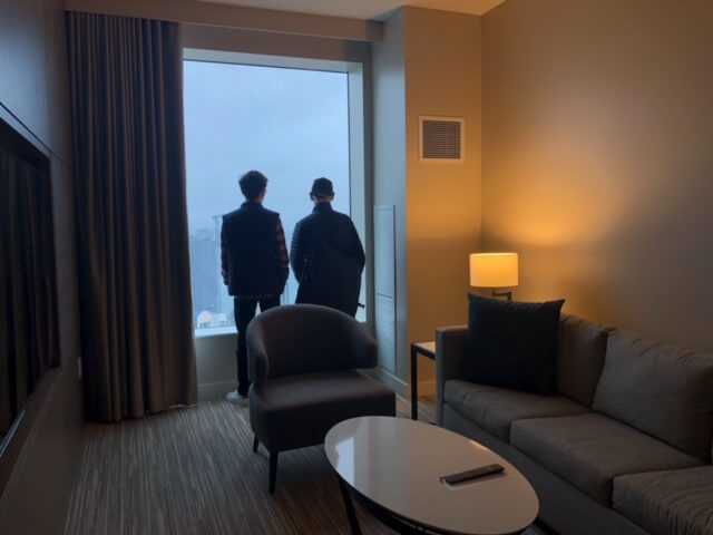 Living room at Hyatt Regency Seattle